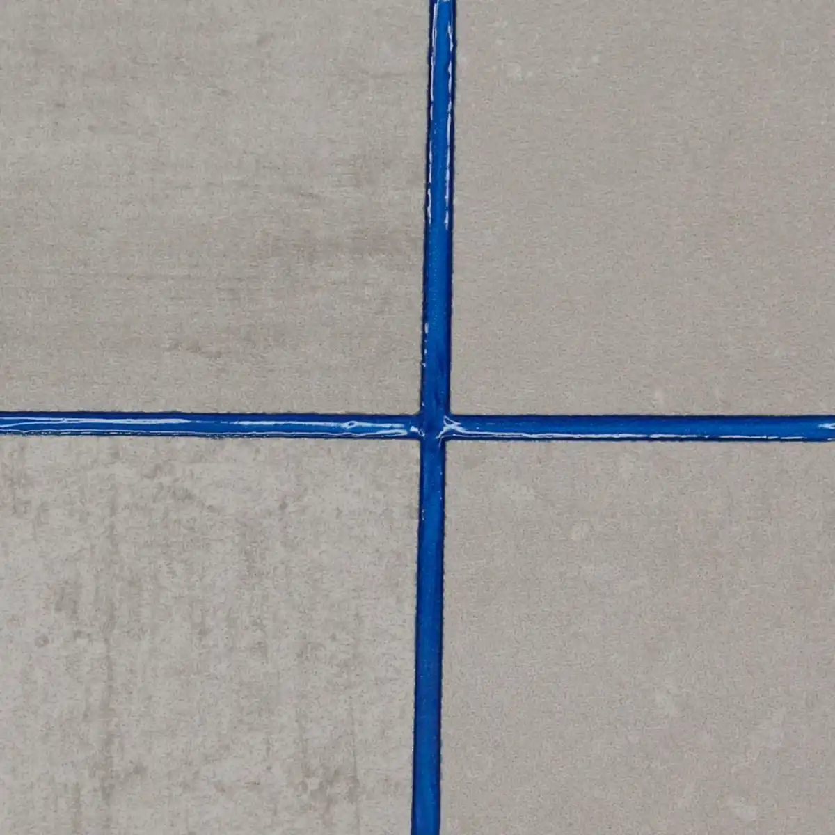 Joint de carrelage en cartouche bleu brillant "Saphire Blue"
